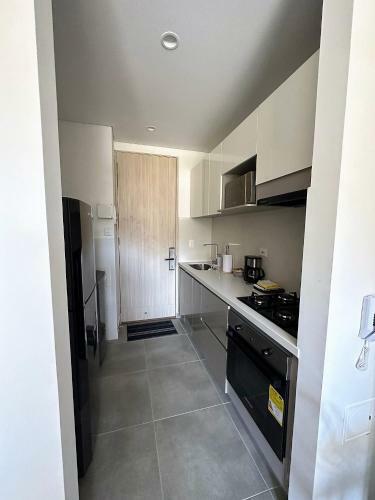Exclusivo Apartaestudio, 719, Edificio Salguero Suites