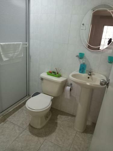 Hostal La Samaria Casa Linda