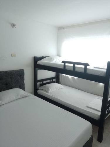 J.r Hotel