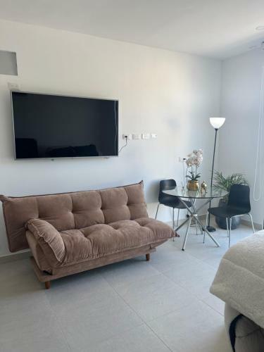 Apartasuite Amoblado - Pozos Colorados