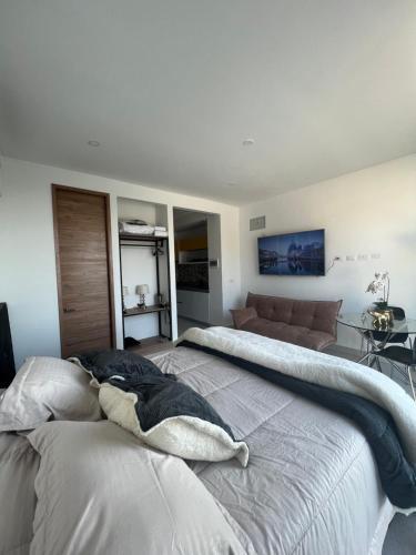 Apartasuite Amoblado - Pozos Colorados