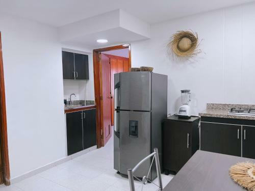 Apartamento Centro A UNA Cuadra De La Playa Y Parque De Los Novios