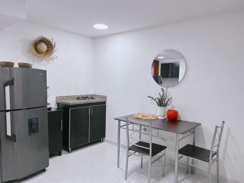 Apartamento Centro A UNA Cuadra De La Playa Y Parque De Los Novios