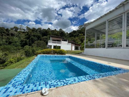 La Casa De La Monta�a