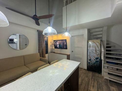 C�modo Apartamento Con Vista Al Mar Y La Monta�a