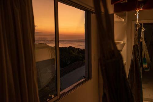 C�modo Apartamento Con Vista Al Mar Y La Monta�a