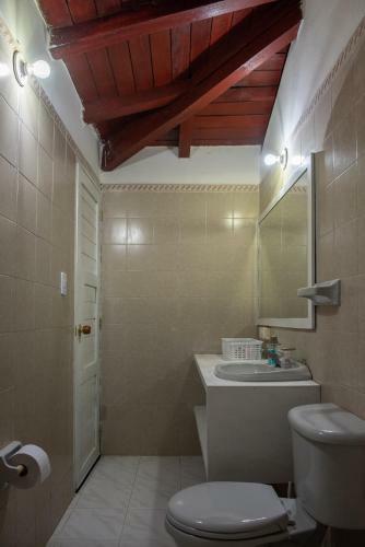 C�modo Apartamento Con Vista Al Mar Y La Monta�a