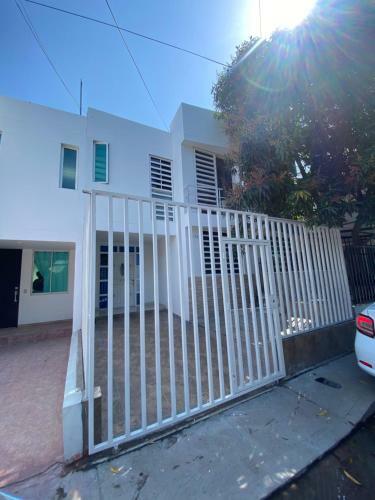 Casa Amoblada En Santa Marta