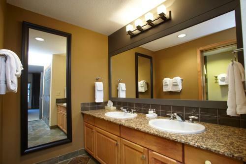 Hotel Platinum Suites Resorts