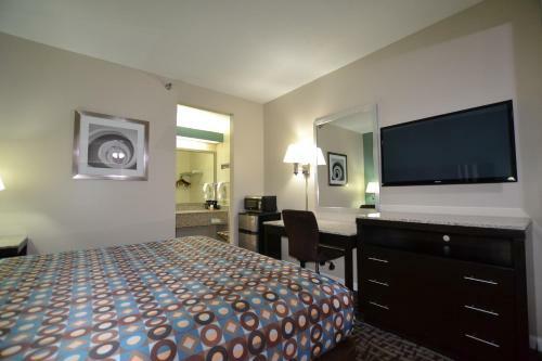 Relax Inn Motel And Suites Omaha