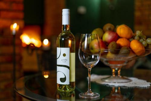 Stupni?ki Dvori Winery Hotel