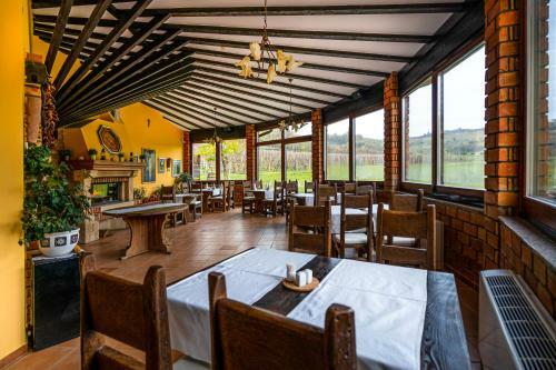 Stupni?ki Dvori Winery Hotel
