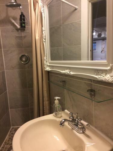 Bed & Breakfast Rideau Inn