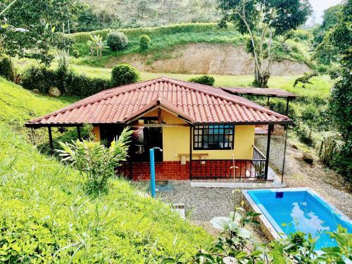 Casas De Campo - El Para�so