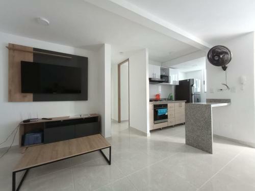 Apartamentos En Club Residencial Con Piscina