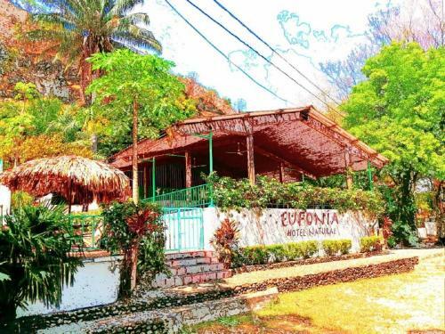 Ayenda Eufonia Hotel Natural