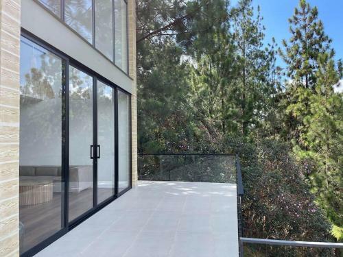 Aqua Guatap� - Lakeside Luxury Villa