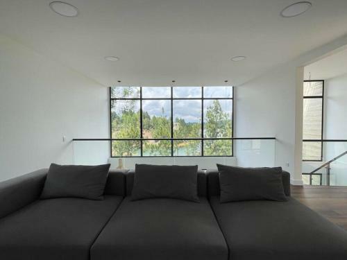 Aqua Guatap� - Lakeside Luxury Villa