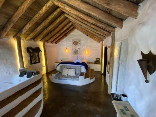 Hobbit Hotel Ecolodge- Guatap�