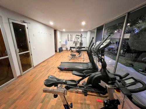 Apartamento Exclusivo, Acogedor Apto En El Poblado: Cerca De Todo!