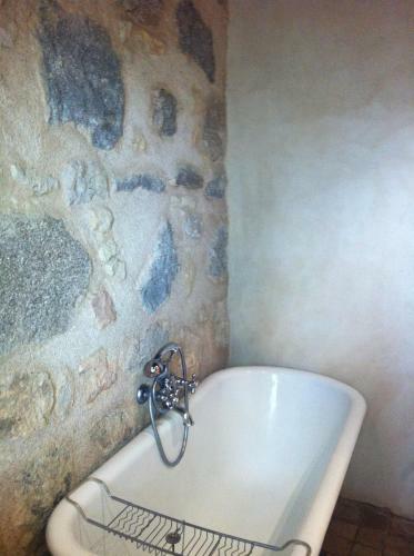 Hostal Ch�teau De Saint Loup