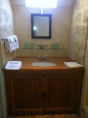 Hostal Ch�teau De Saint Loup