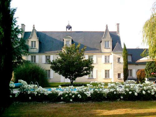 Hostal Ch�teau De La Ronde