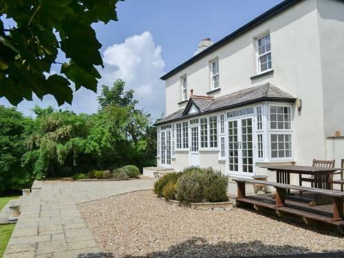 Trew House