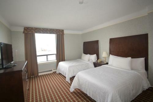 Prince Arthur Waterfront Hotel & Suites