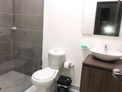 Apartamento C�modo , C�ntrico Y Bien Ubicado Apto 401