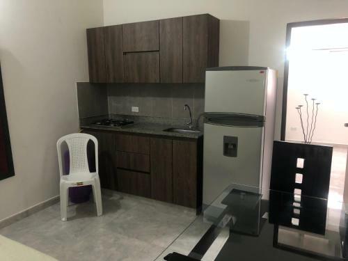Apartamento C�modo , C�ntrico Y Bien Ubicado Apto 401