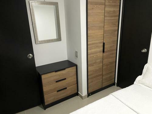 Apartamento Cerca Al Poblado Edificio 2 Sur
