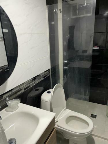 Apartamento Cerca Al Poblado Edificio 2 Sur