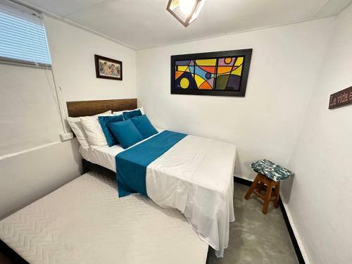 Apartamento Casa Ancestral - Poblado - Transversal Superior