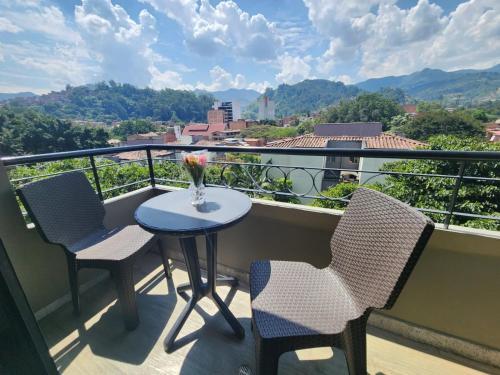 Apartamento Amoblado Cerca Centro Comercial Los Molinos