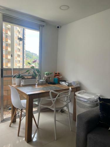 Habitaci�n En Apartamento Robledo-medellin
