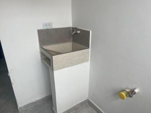 Apartamento C�modo , C�ntrico Y Bien Ubicado Apto 402
