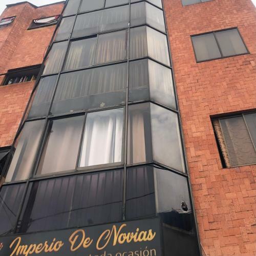 Apartamento C�modo , C�ntrico Y Bien Ubicado Apto 402