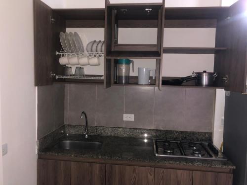Apartamento C�modo, C�ntrico Y Bien Ubicado Apto 404
