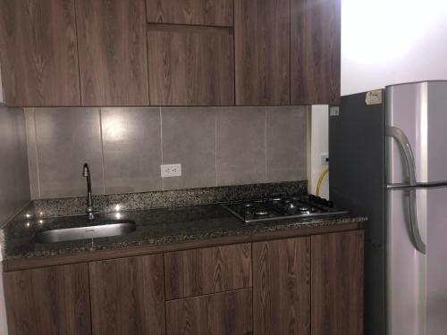 Apartamento C�modo, C�ntrico Y Bien Ubicado Apto 404