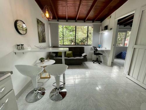 Apartamento Bright Cozy Studio For 1-2 People, Fast Wifi