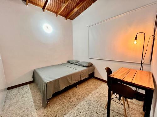 Hostal Sereni Laureles Hotel Cafe