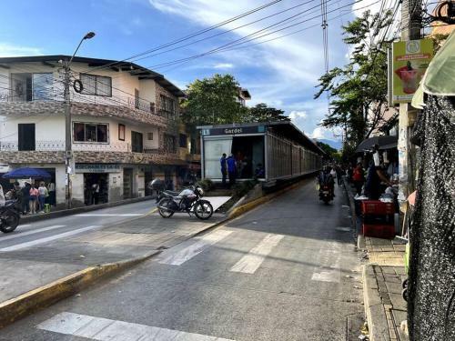 Hermoso Y Amplio Apartamento Con Desayuno Incluido
