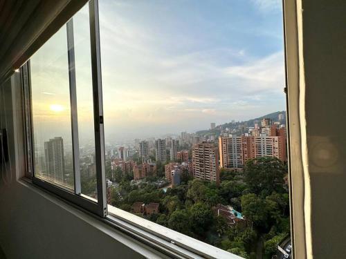 Apartamento Loft - Mejor Vista En El Poblado 2312
