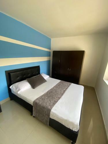 33 Hotel