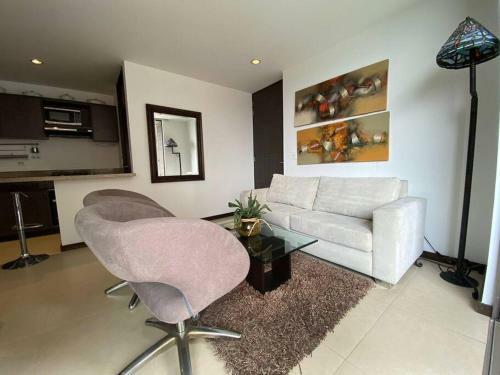 Apartamento El Mejor Mirador Del Poblado. 4 Pax