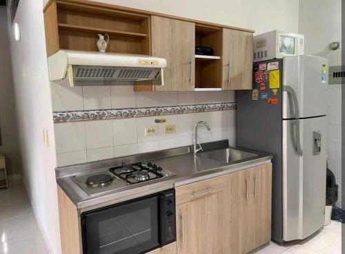 Apartamento Loft A Media Cuadra De La Estaci�n Floresta