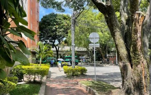 Apartamento Loft A Media Cuadra De La Estaci�n Floresta