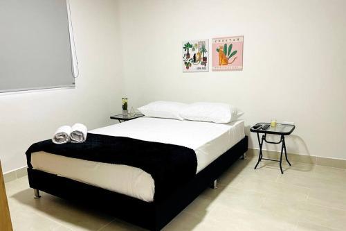 Apartamento Acogedor,luz Natural , Agua Caliente ,200 Mbps,central.