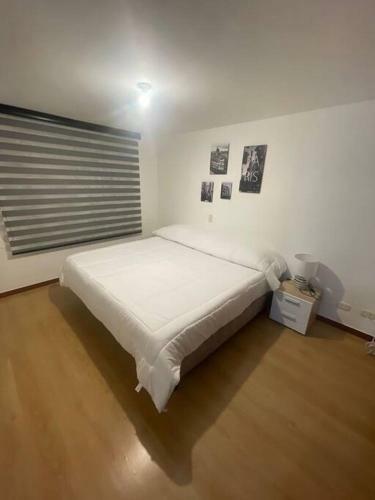 Apartamento En El Poblado Con Vista Ala Ciudad